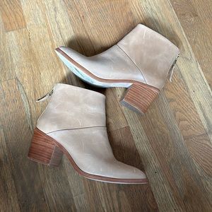 Nisolo Dari Heeled Boots